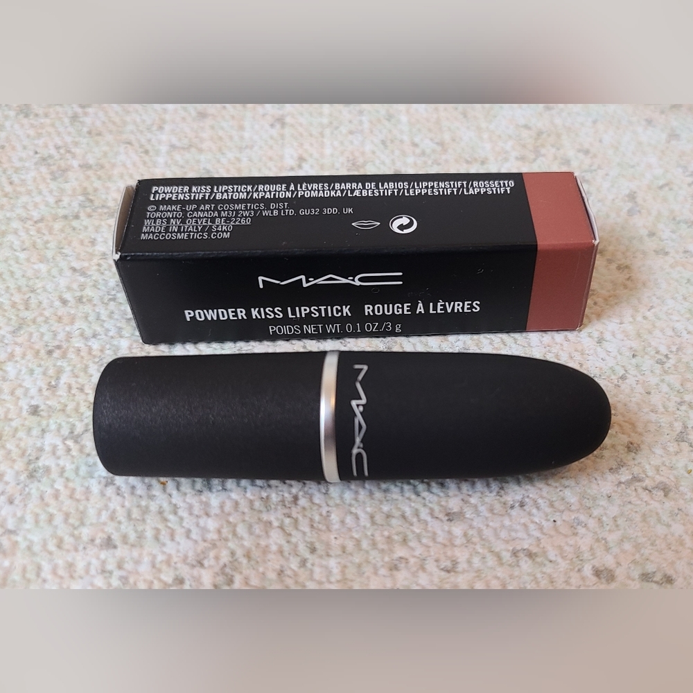 MAC Powder Kiss Lipstick 314 Mull It Over